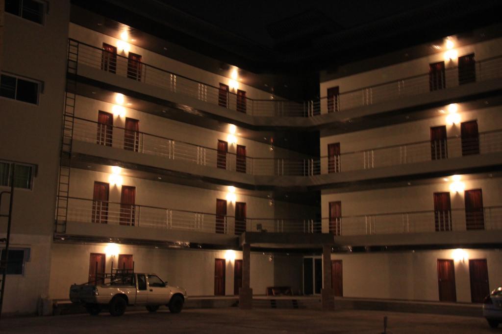 Grand Perfect Apartment Ούντον Τάνι Εξωτερικό φωτογραφία